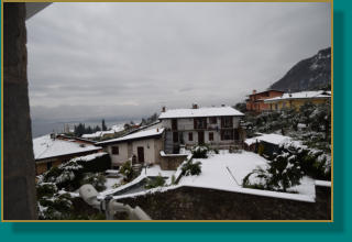 Schnee auf den Dächern