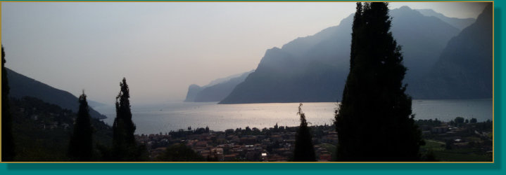 Blick zum Gardasee bei Riva